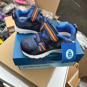 Little kid shoes